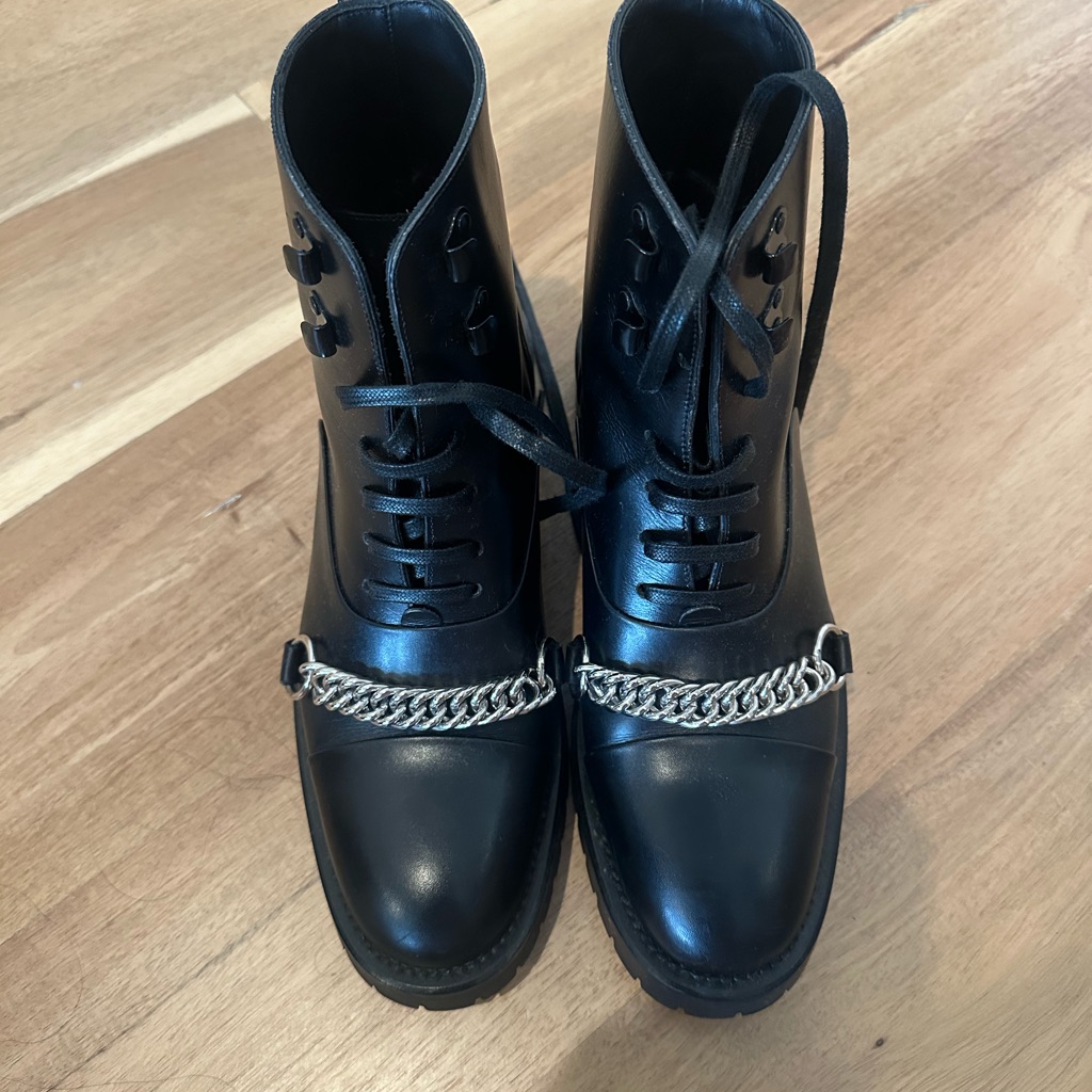 Burberry Black Leather Ankle Boots With Silver Chain